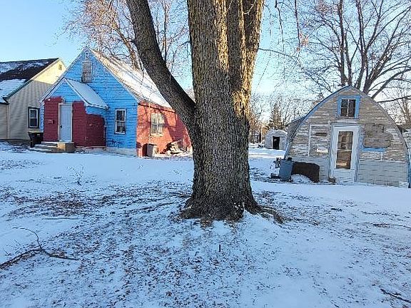 2nd image of 17 10th St