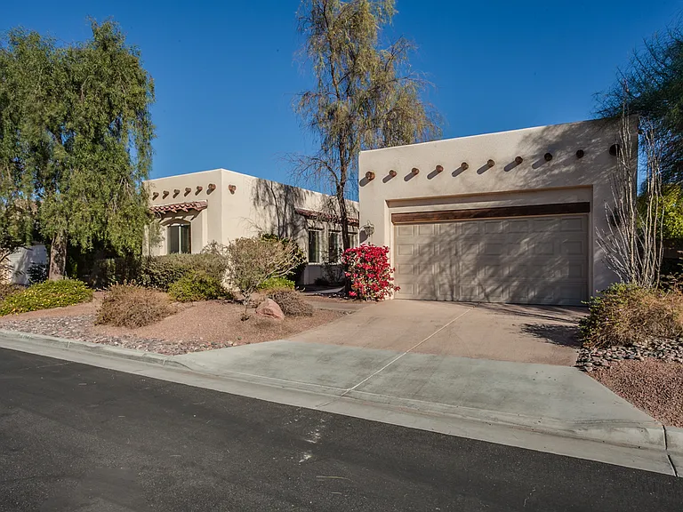 82 Sedona Ct — Photo 31