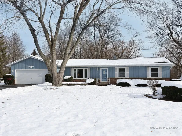 38383 N Tewes Ct, Beach Park, IL 60087
