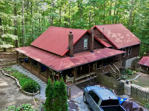 360 Joe Barnett Rd, Jamestown, TN 38556