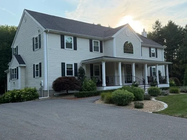 360 Myricks St, Taunton, MA 02780