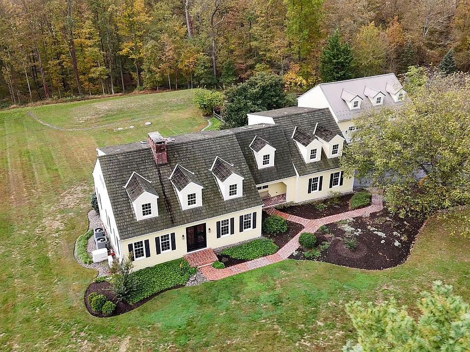 1st image of 928 Swamp Rd