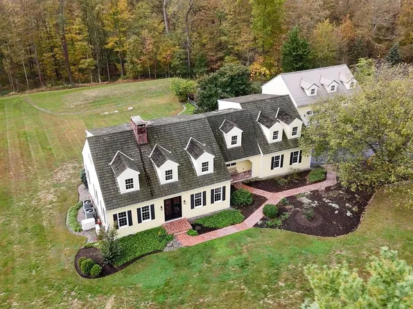928 Swamp Rd, Furlong, PA 18925
