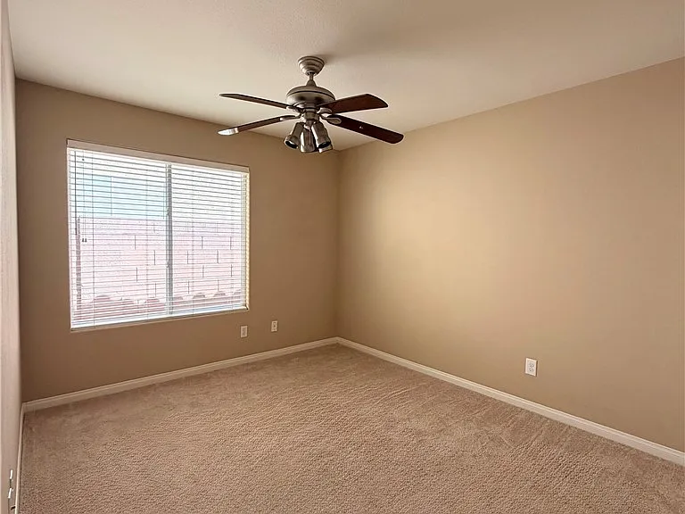 212 Horizon Peak Dr — Photo 19