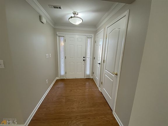 2nd image of 1139 Pecan Grove Pl
