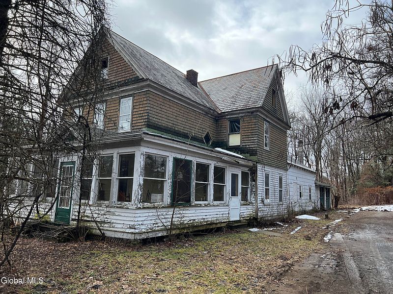 2nd image of 967 Route 67