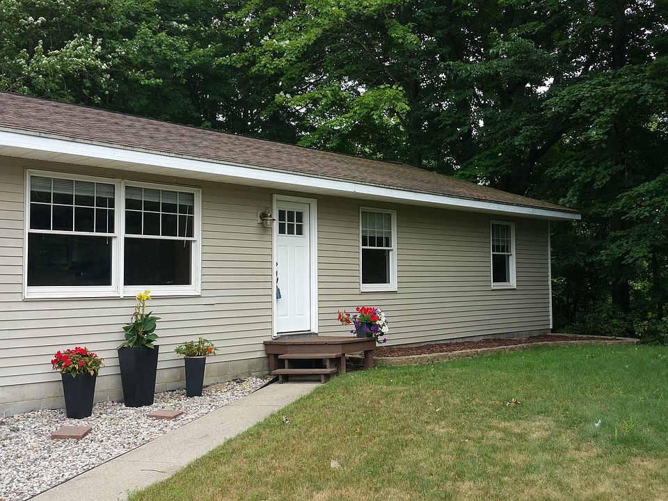 1st image of 15106 164th Ave