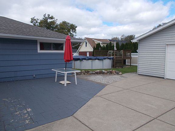 5th image of 2632 Oakwood Ave