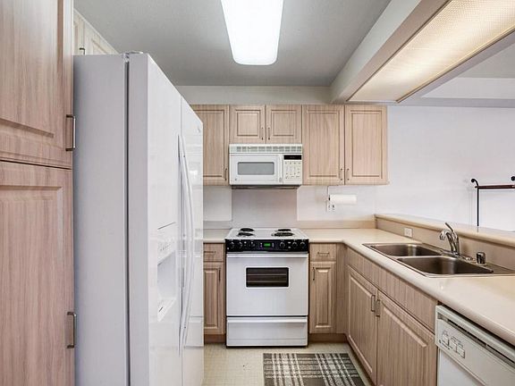 5th image of 92-1491 Aliinui Dr APT 26E