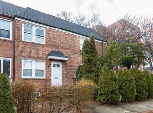 6708 Juno St, Forest Hills, NY 11375
