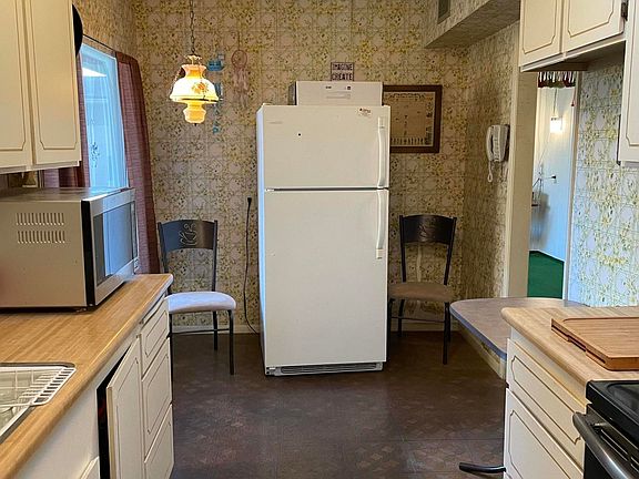 3rd image of 13421 W Desert Glen Dr