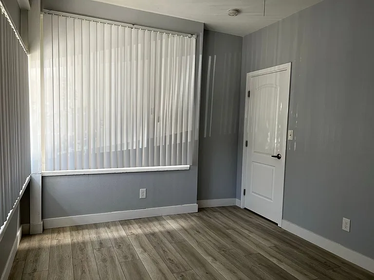 338 Cedar Ave — Photo 14