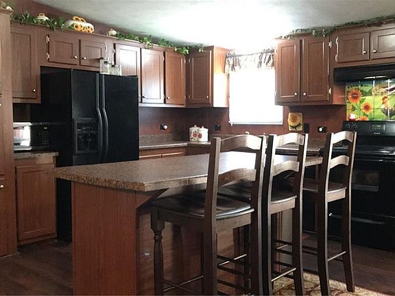 2nd image of 4246 Meadowview Dr
