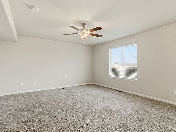 4th image of 6110 Meadowbank Ln