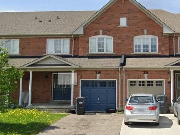 256 Van Kirk Dr, Brampton, ON L7A 3W5