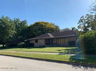 4233 Point La Vista Rd S, Jacksonville, FL 32207