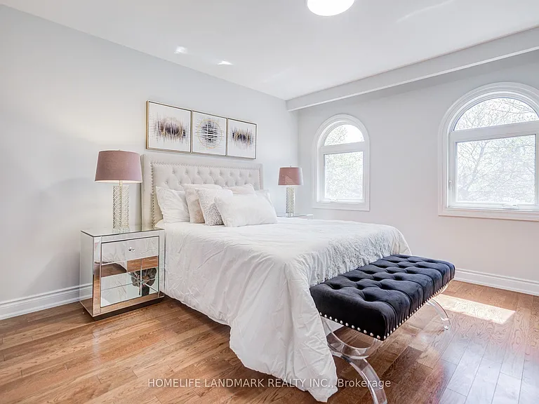 1608 Sherwood Forrest Cir — Photo 34