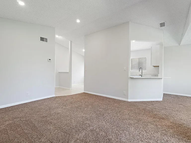 6531 Chasewood Dr #H — Photo 17