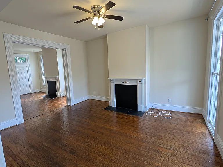 2115 E Marshall St #A — Photo 21