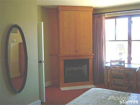 2nd image of 4150 Marriott Grand Residence Clb