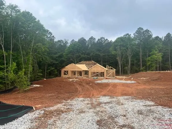 506 Eagle Heights Dr, Maysville, GA 30558