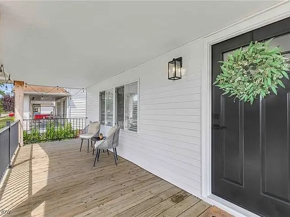 3rd image of 3791 W 135th St #1