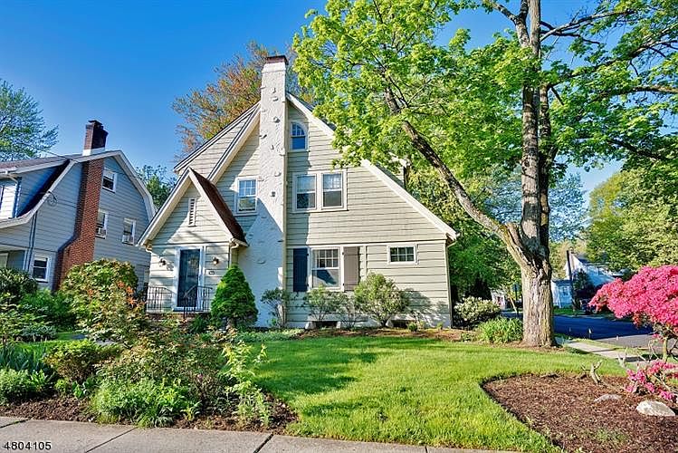 1st image of 433 Elmwood Ave