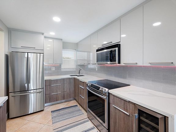 4th image of 8900 Washington Boulevard #504A