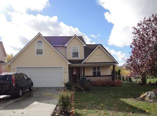 1863 Westview Dr, Moscow, ID 83843