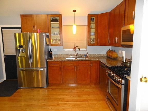 2nd image of 5308 Sherwin Ave
