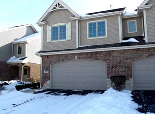 398 E Tall Oaks Ln, Itasca, IL 60143