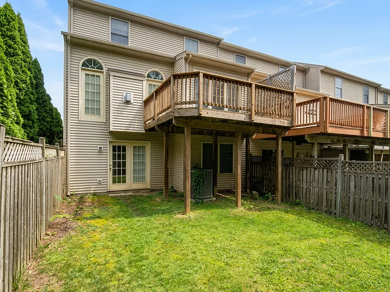2420 Rippling Brook Rd #1 — Photo 20