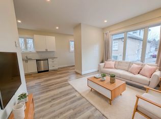 70 Scott St W #3, Saint Catharines, ON L2R 1C9