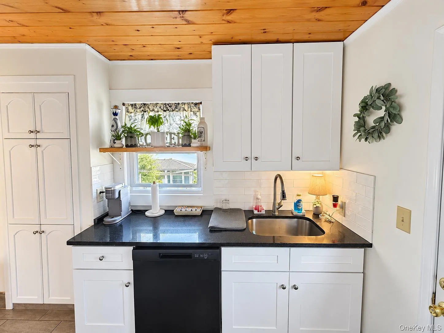 2 bed, 1.0 bath, 728 sqft, $2,250 — Photo 3