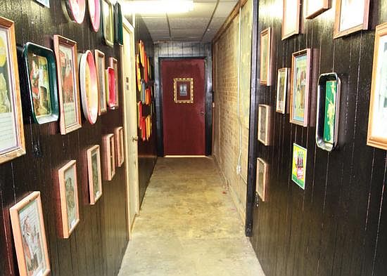 5th image of 311 E Goliad Ave