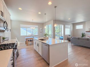 6843 46th St NE, Marysville, WA 98270