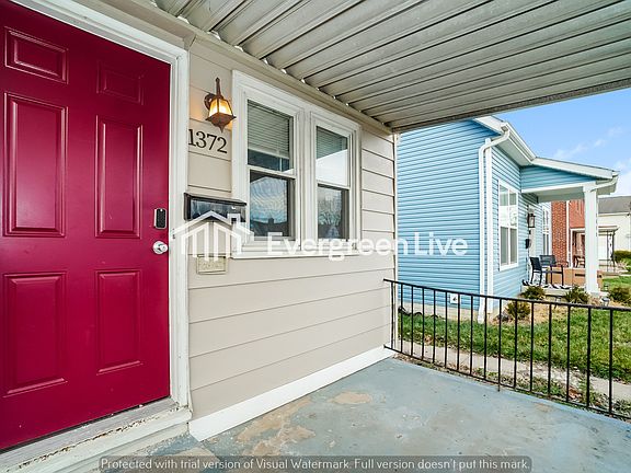 2nd image of 1372 Duxberry Ave
