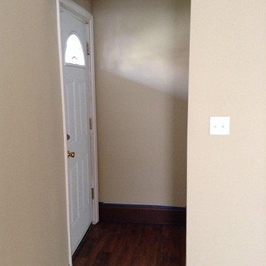 5th image of 974 Fairbanks Ave