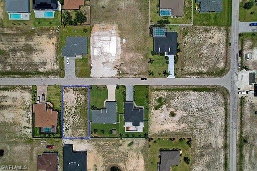 4th image of 4620 NW 32nd St