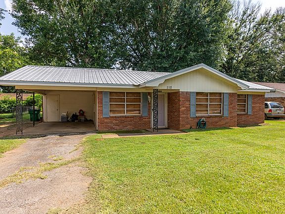 2nd image of 110 Larkspur Ln