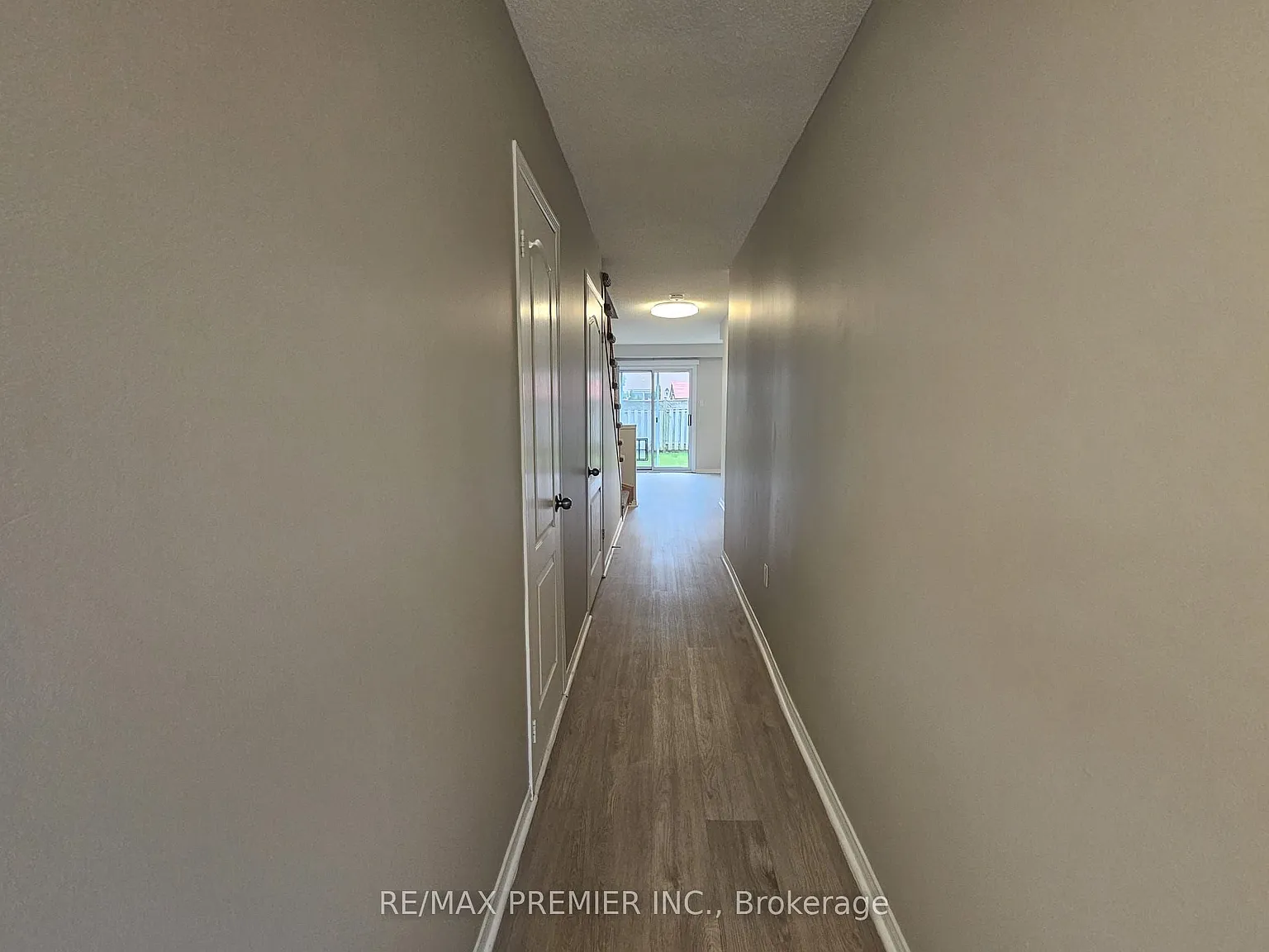 2 bed, $3,000 — Photo 3
