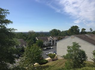 1532 King Ct, Green Brook, NJ 08812