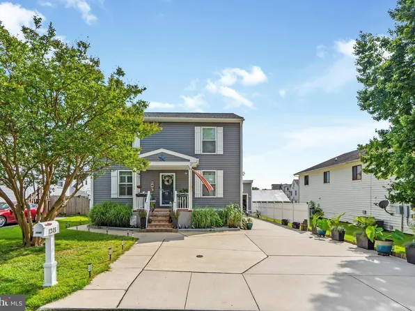 1245 Hilldale Rd, Rosedale, MD 21237