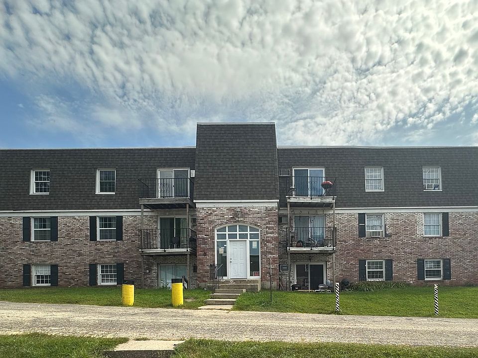 1st image of 3120 Jacqueline Dr Unit 12
