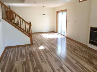 1050 68th St UNIT 1, West Des Moines, IA 50266