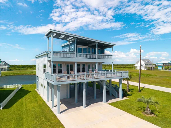 3841 Biscayne Beach Rd, Pt Bolivar, TX 77650