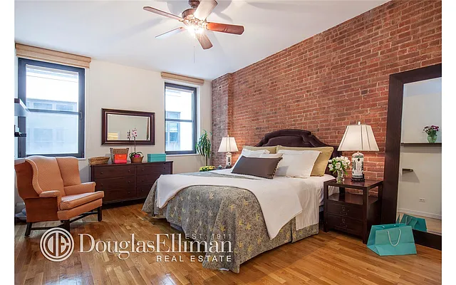 Sold by Douglas Elliman | media 32