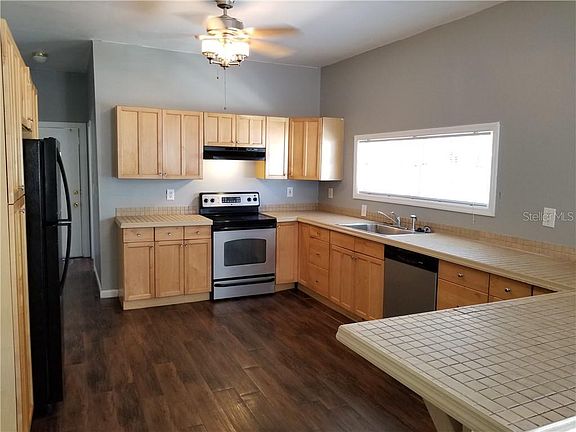 2nd image of 2213 E 3rd Ave