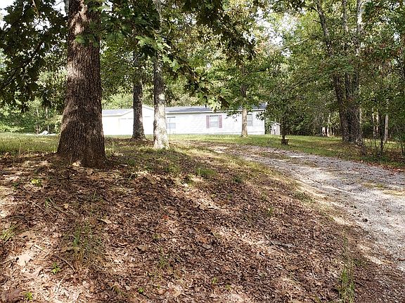 3rd image of 6325 Woodland Park Dr
