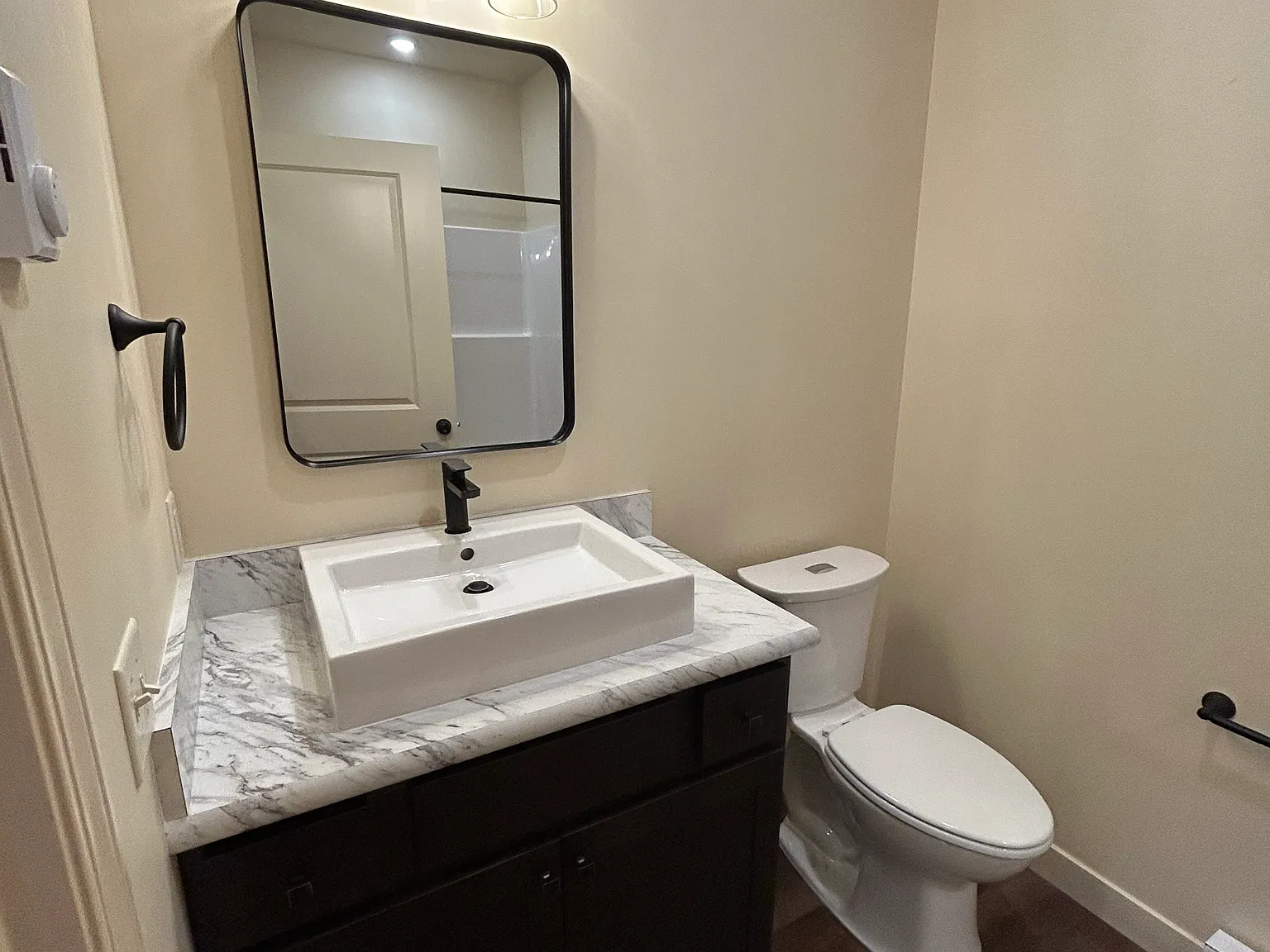 2 bed, 850 sqft, $1,795 — Photo 3